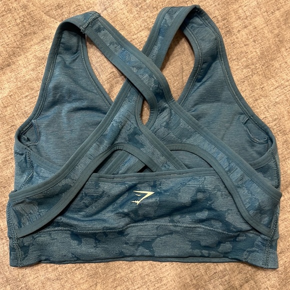 GYMSHARK ADAPT CAMO SEAMLESS SPORTS BRA SIZE MEDIUM - Picture 2 of 5